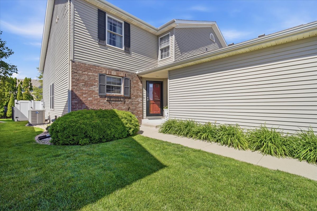 3172 Shepard Road, Normal, IL 61761