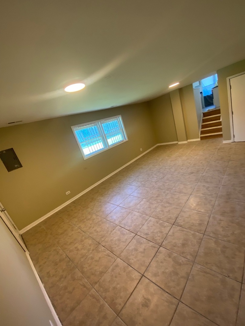 15760 Church Drive, South Holland, IL 60473