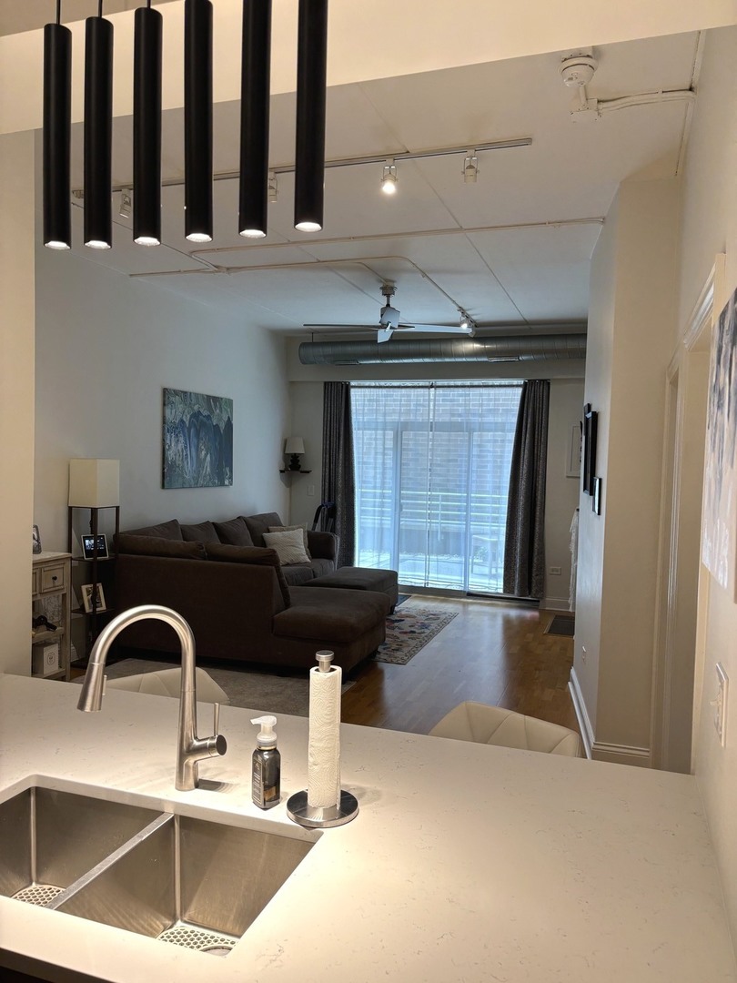 4814 N Clark Street #204S, Chicago, IL 60640