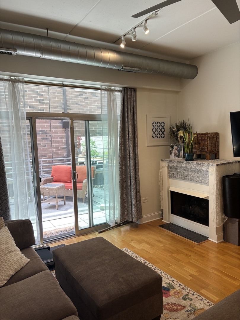 4814 N Clark Street #204S, Chicago, IL 60640