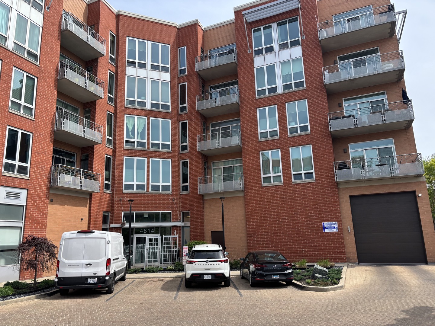 4814 N Clark Street #204S, Chicago, IL 60640
