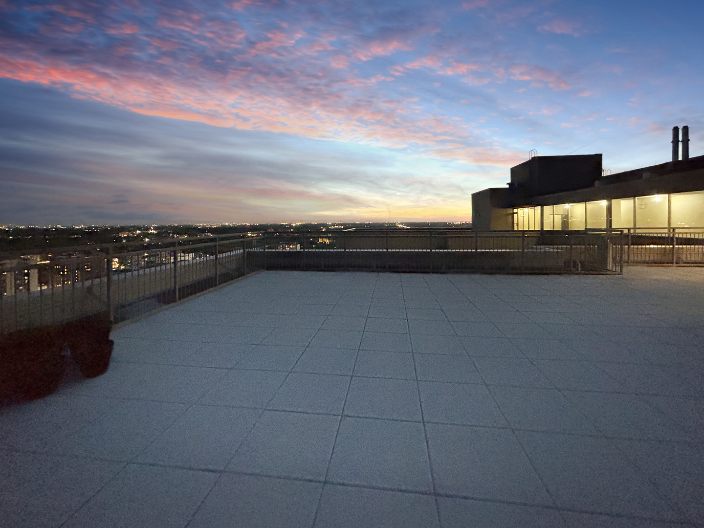 6301 N Sheridan Road #15D, Chicago, IL 60660