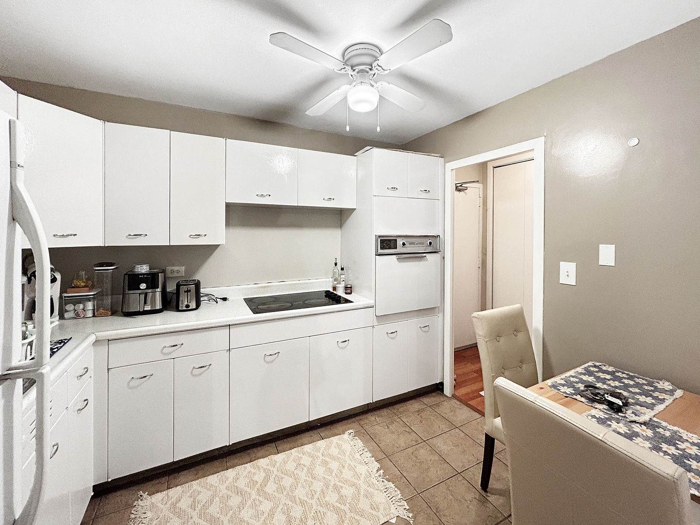 6301 N Sheridan Road #15D, Chicago, IL 60660