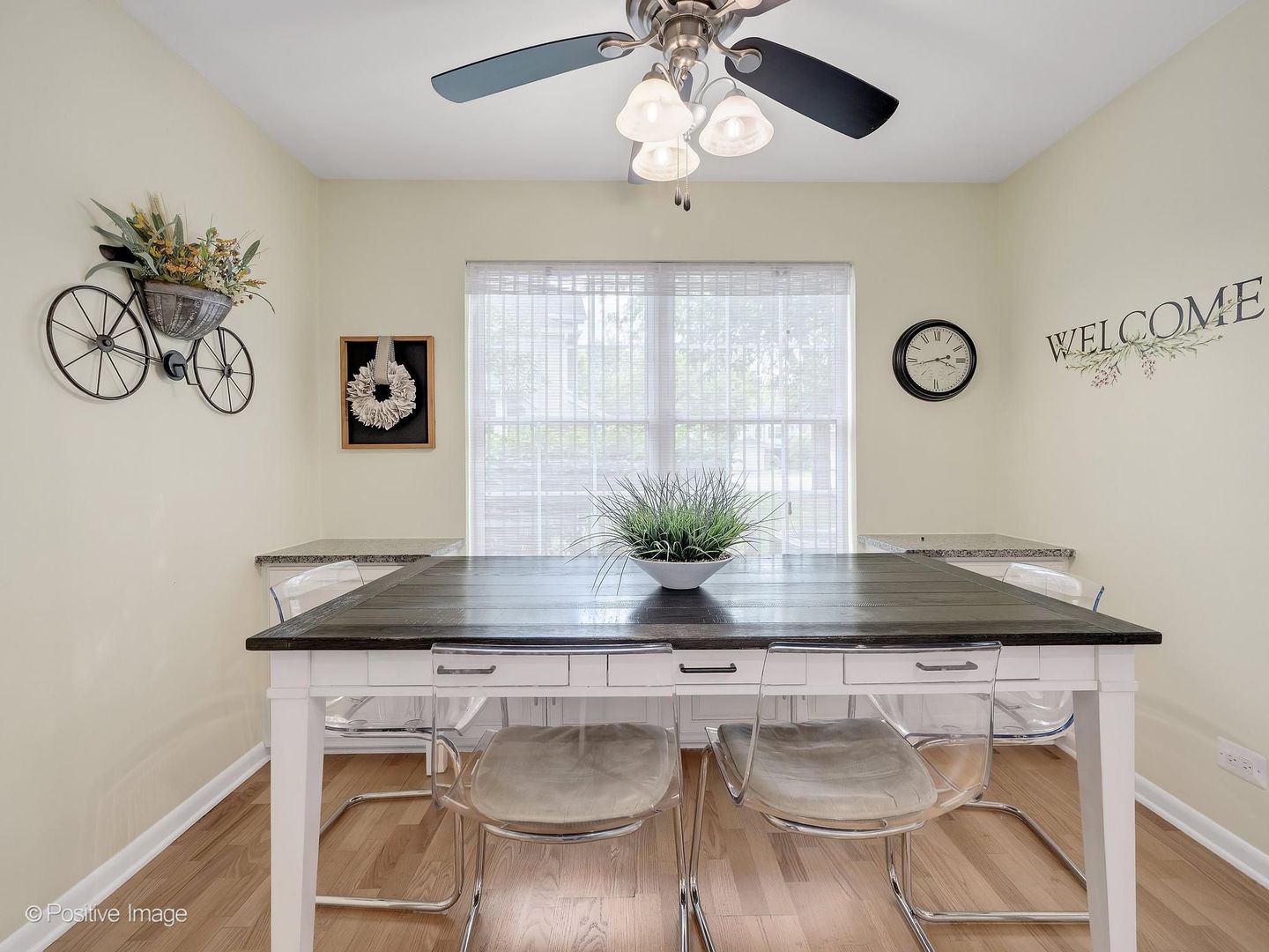 30W032 Laurel Court, Warrenville, IL 60555