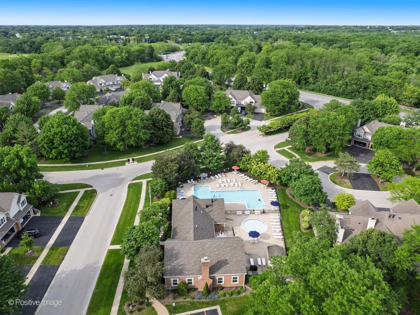 30W032 Laurel Court, Warrenville, IL 60555
