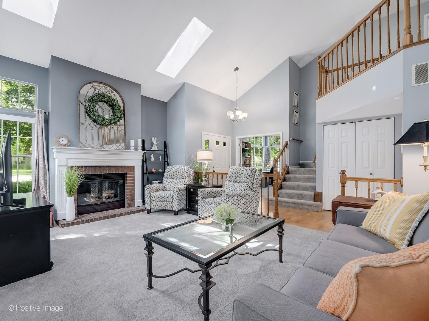 30W032 Laurel Court, Warrenville, IL 60555