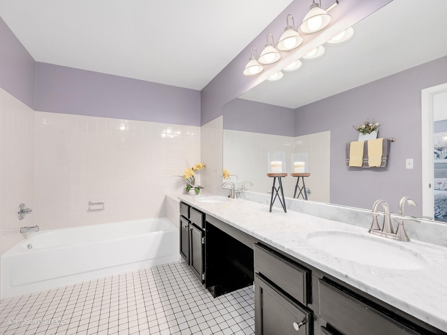 30W032 Laurel Court, Warrenville, IL 60555