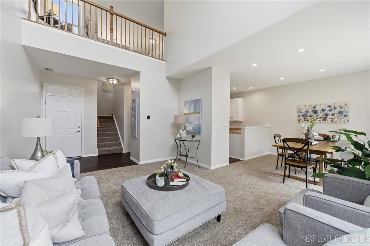 398 Chesapeake Lane #2, Oswego, IL 60543