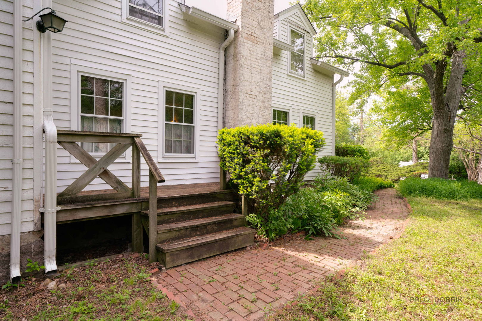30128 N Saint Marys Road, Libertyville, IL 60048