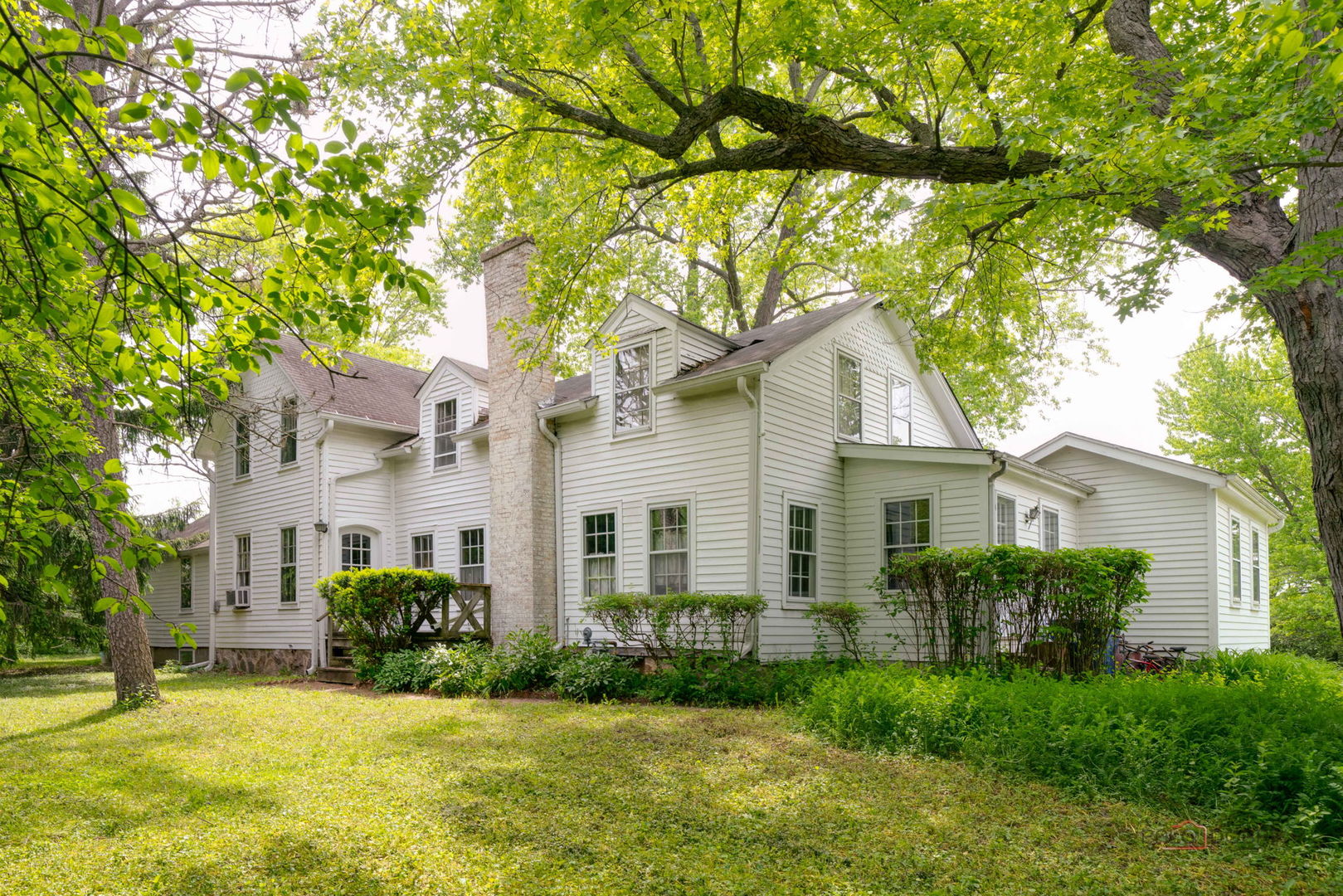 30128 N Saint Marys Road, Libertyville, IL 60048