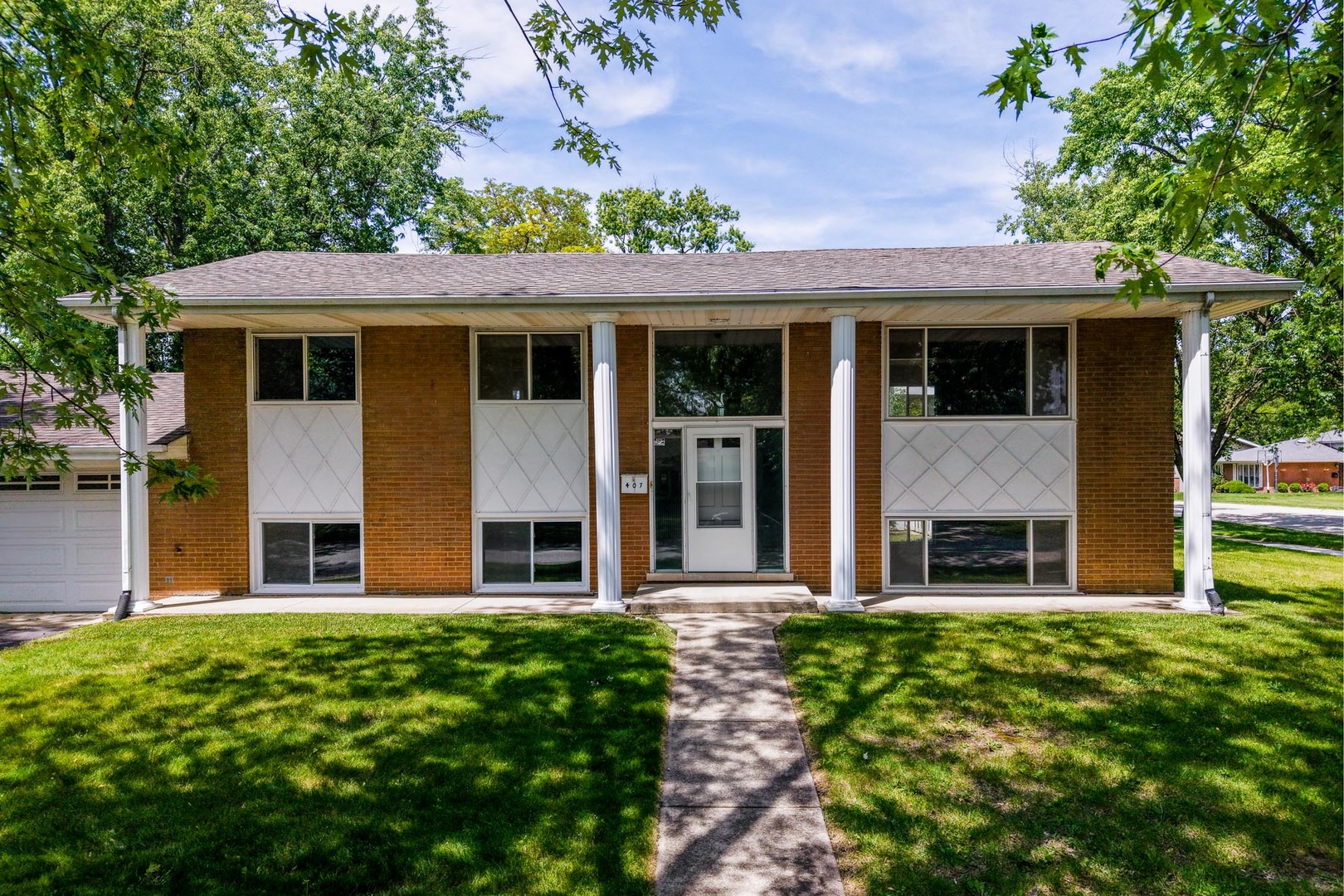 407 Keepataw Drive, Lemont, IL 60439
