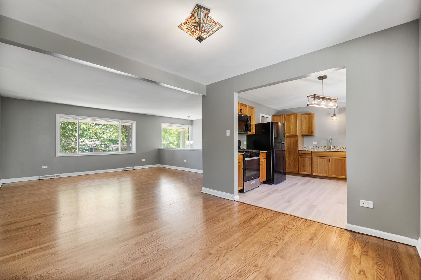 407 Keepataw Drive, Lemont, IL 60439