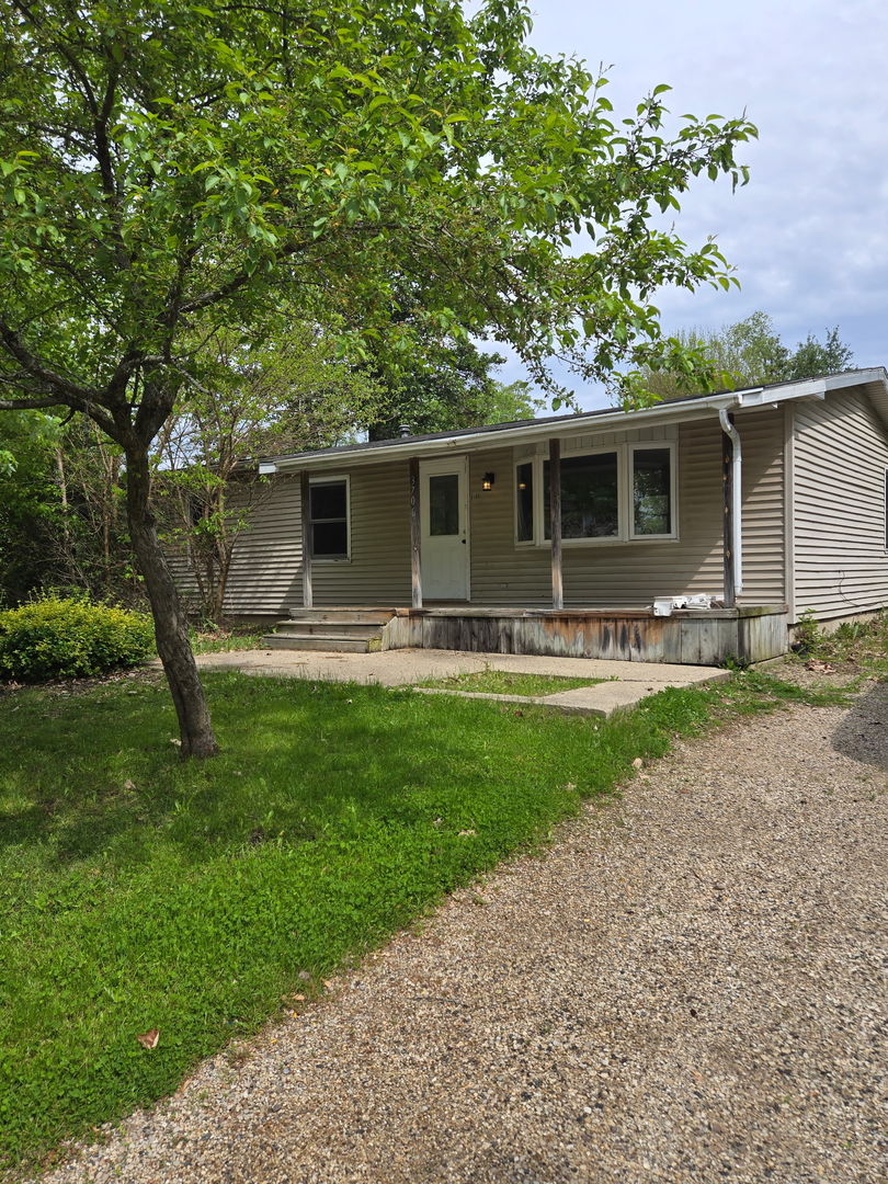 3706 Buchanan Road, Johnsburg, IL 60051