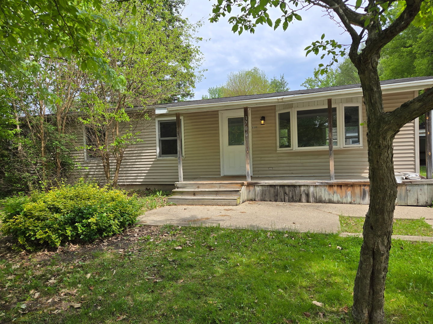 3706 Buchanan Road, Johnsburg, IL 60051
