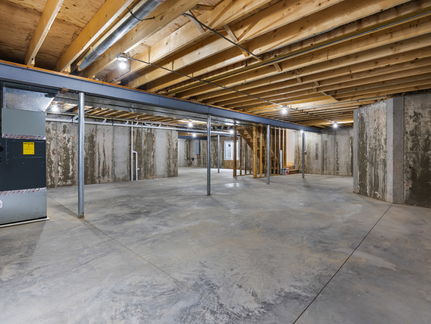 17 W Dearborn Street, Plano, IL 60545