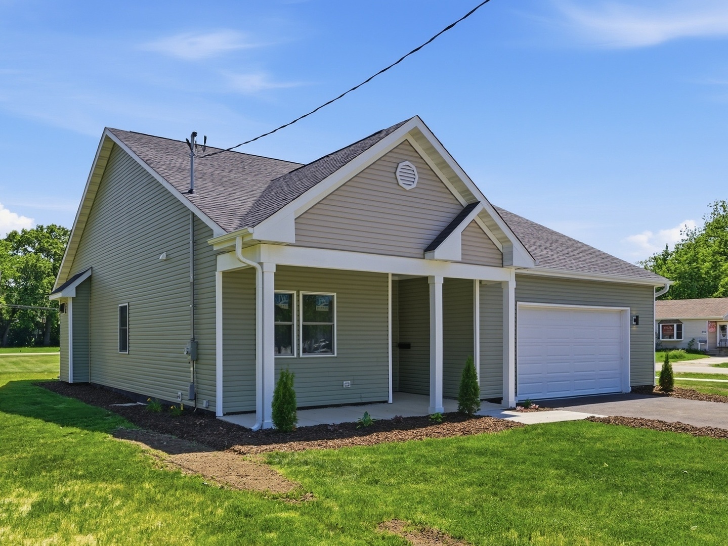 17 W Dearborn Street, Plano, IL 60545