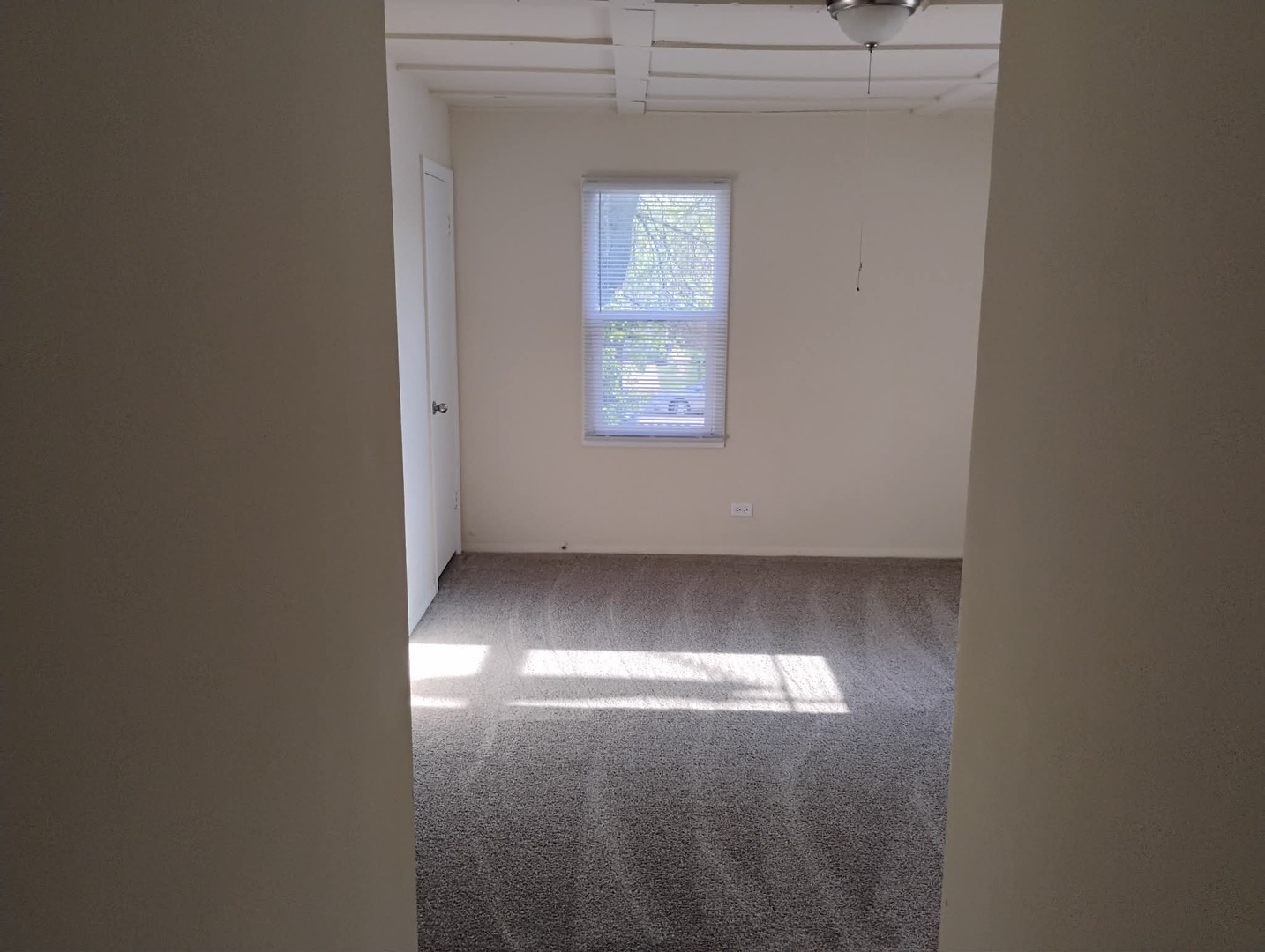 1608 11th Street, Waukegan, IL 60085