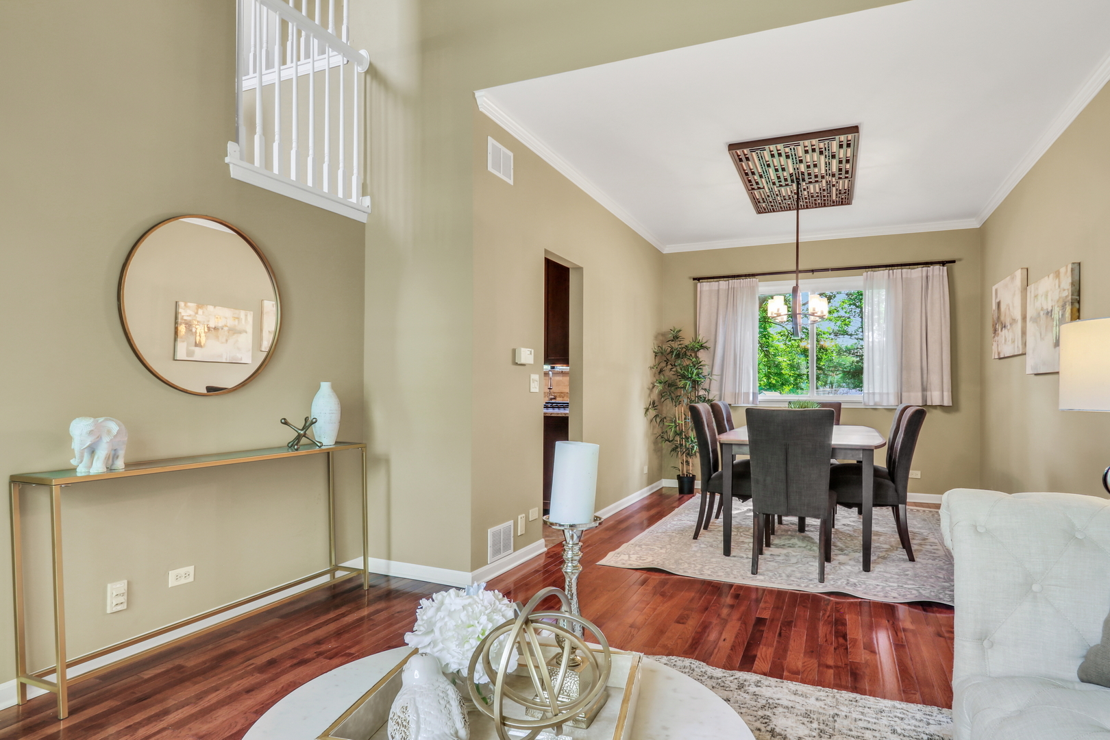 1211 Laurel Lane, Gurnee, IL 60031