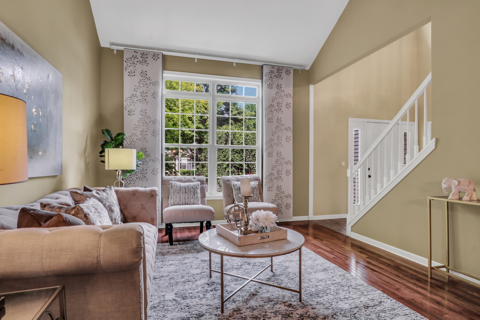 1211 Laurel Lane, Gurnee, IL 60031