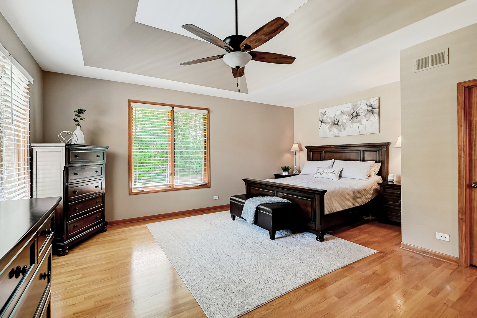 10735 Christopher Drive, Lemont, IL 60439