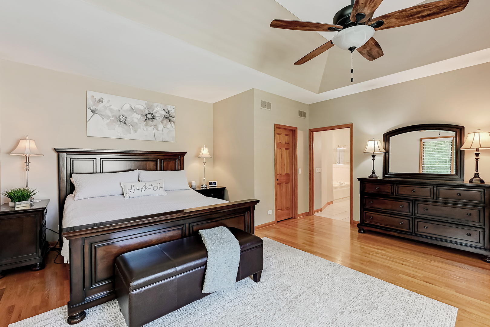 10735 Christopher Drive, Lemont, IL 60439