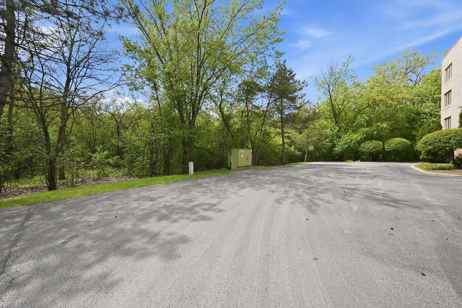 7841 W 157th Street #305, Orland Park, IL 60462