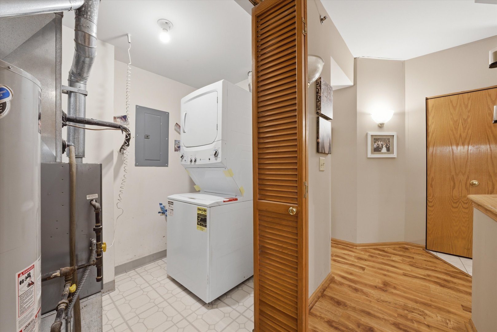 7841 W 157th Street #305, Orland Park, IL 60462