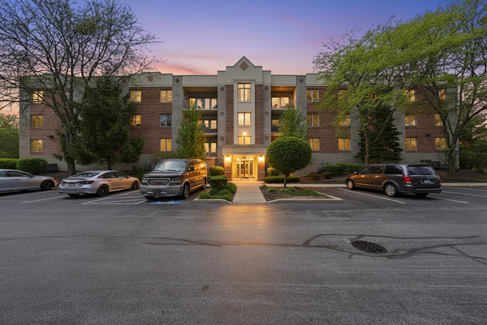 7841 W 157th Street #305, Orland Park, IL 60462