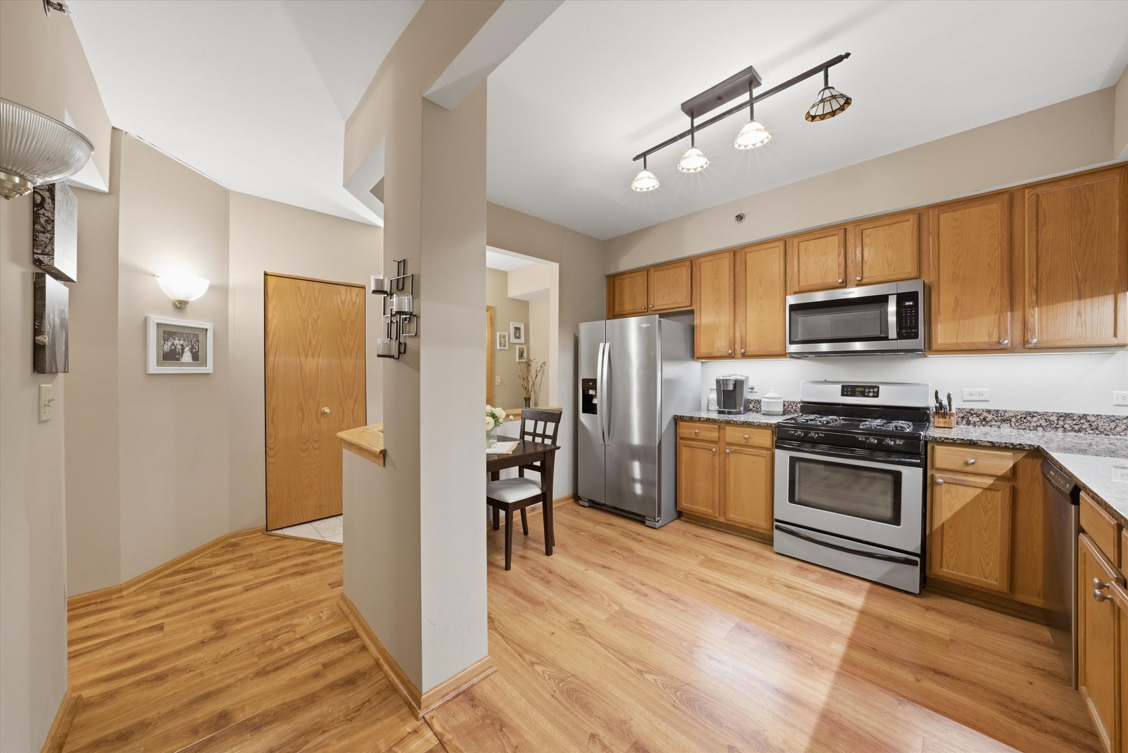 7841 W 157th Street #305, Orland Park, IL 60462