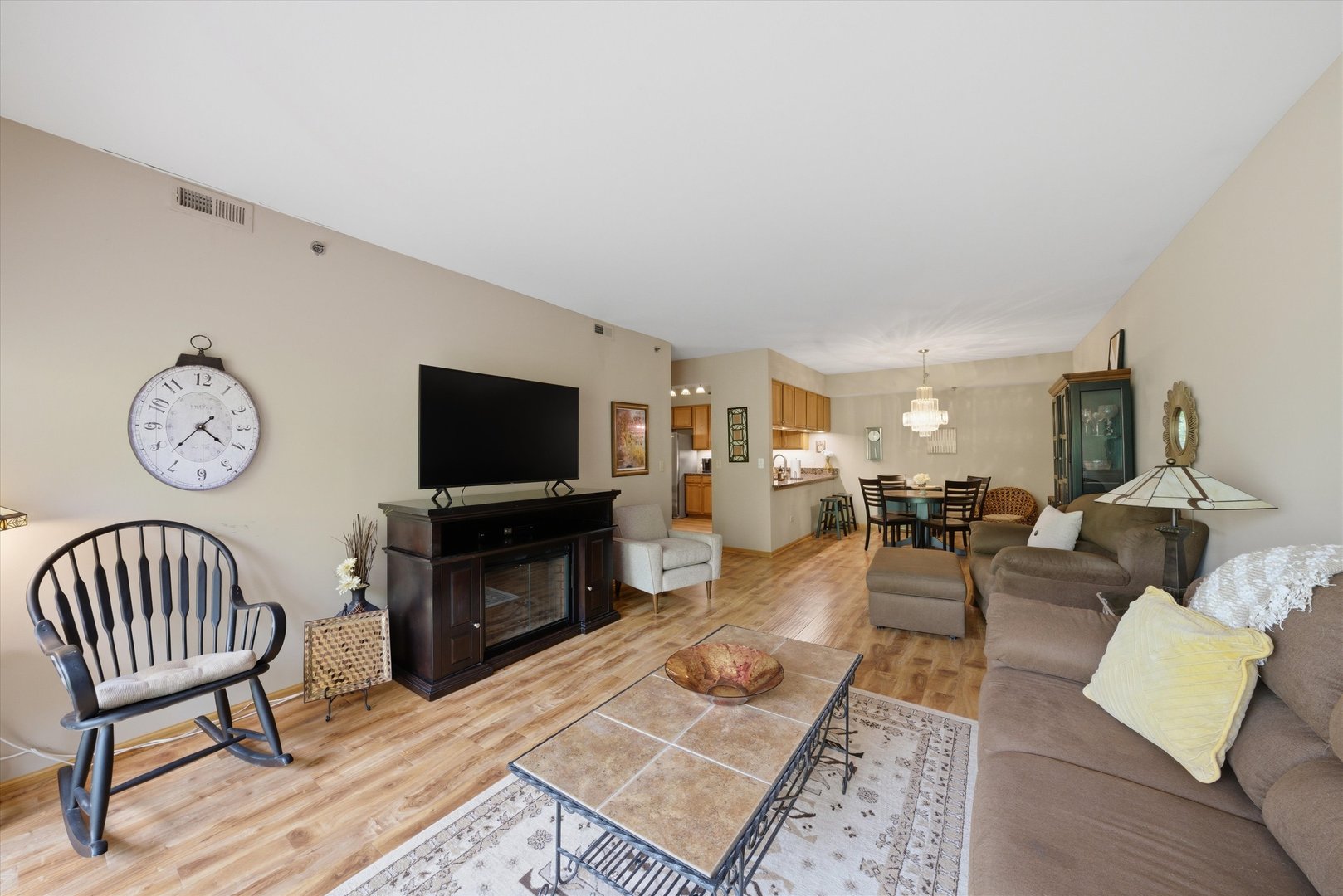 7841 W 157th Street #305, Orland Park, IL 60462
