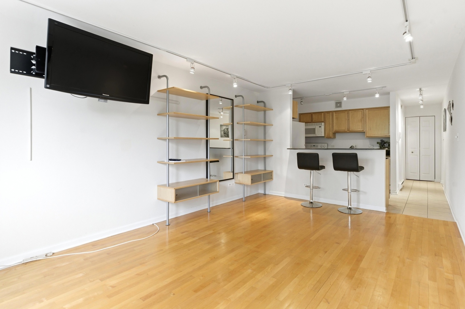 5854 N Kenmore Avenue #4C, Chicago, IL 60660