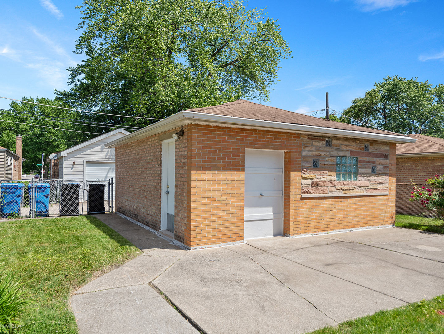 1306 E 88th Place, Chicago, IL 60619