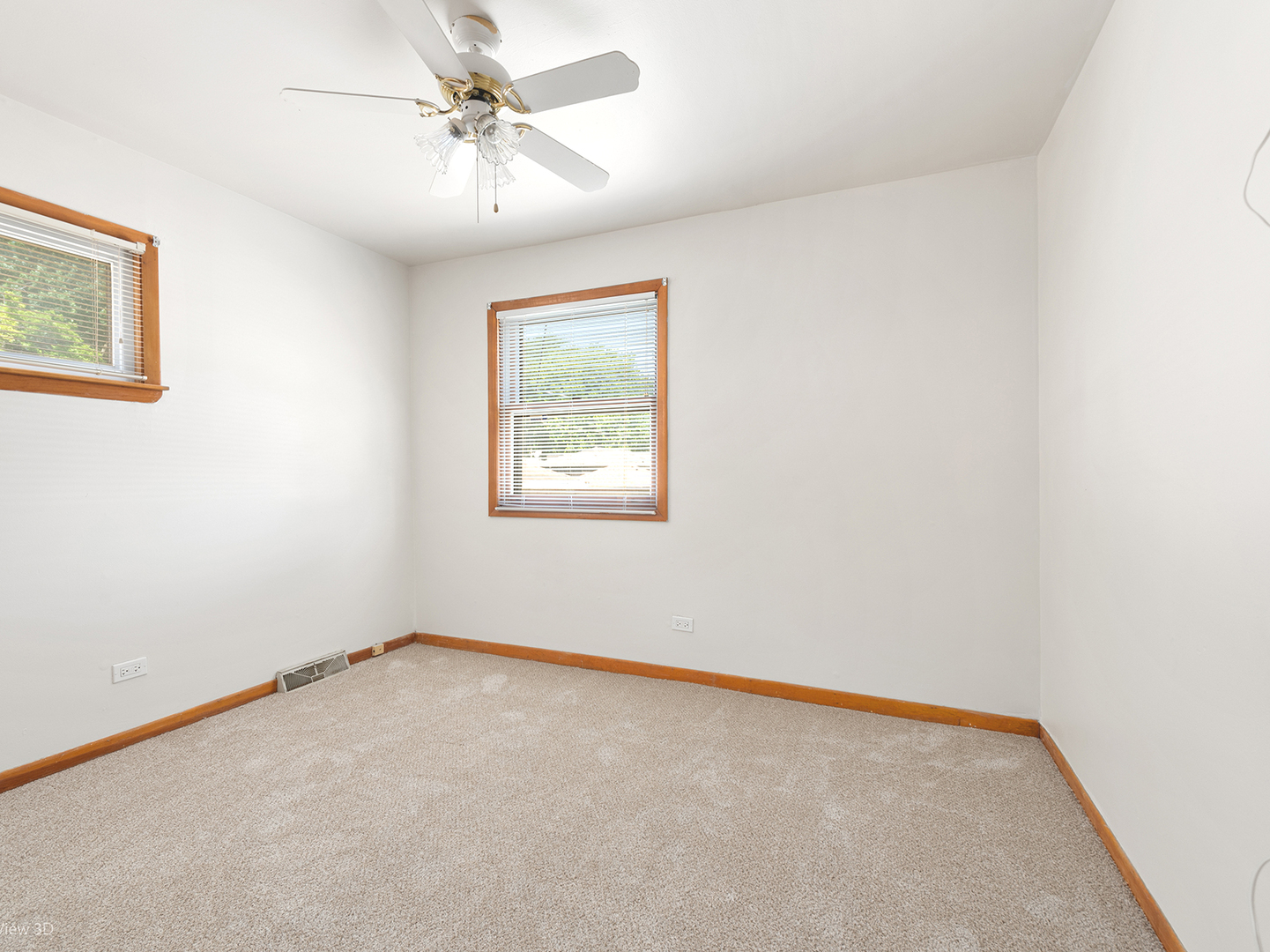 1306 E 88th Place, Chicago, IL 60619