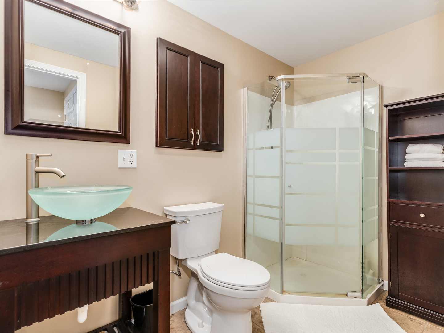 121 Augusta Drive, Gilberts, IL 60136