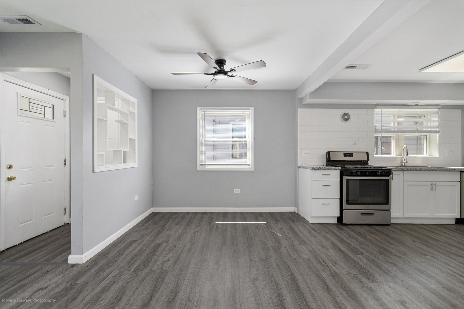 353 W 15th Place, Chicago Heights, IL 60411