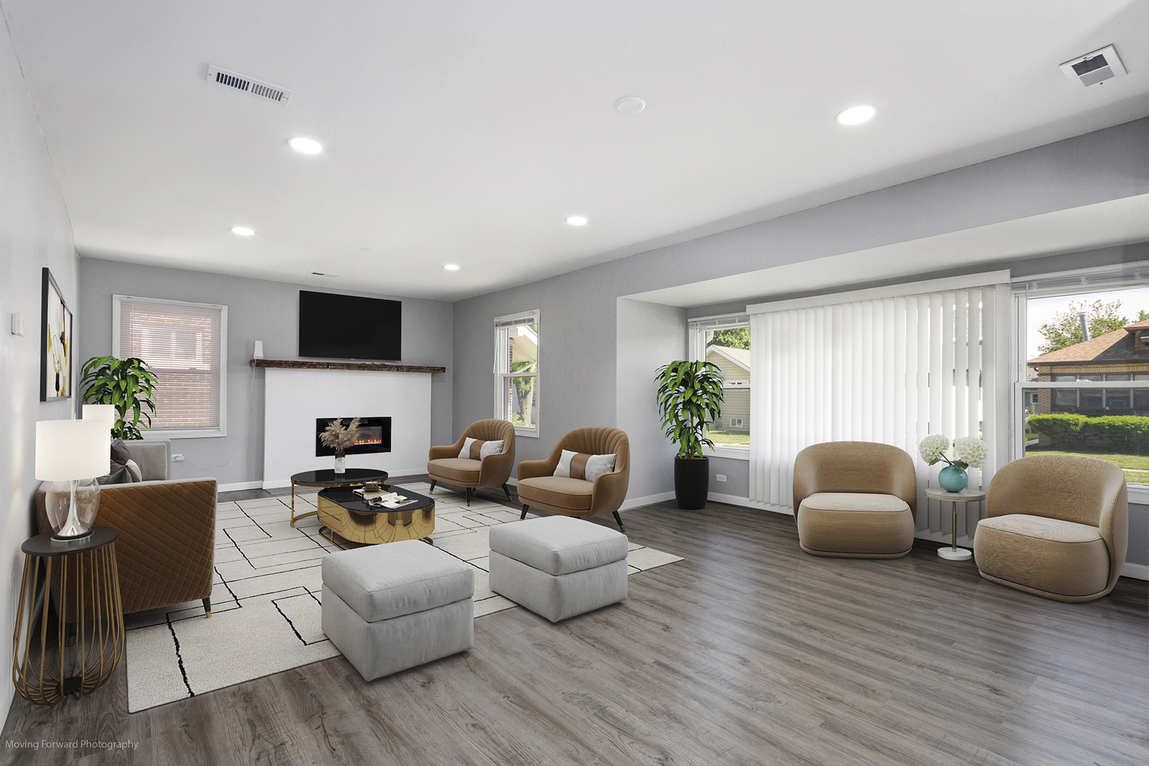 353 W 15th Place, Chicago Heights, IL 60411