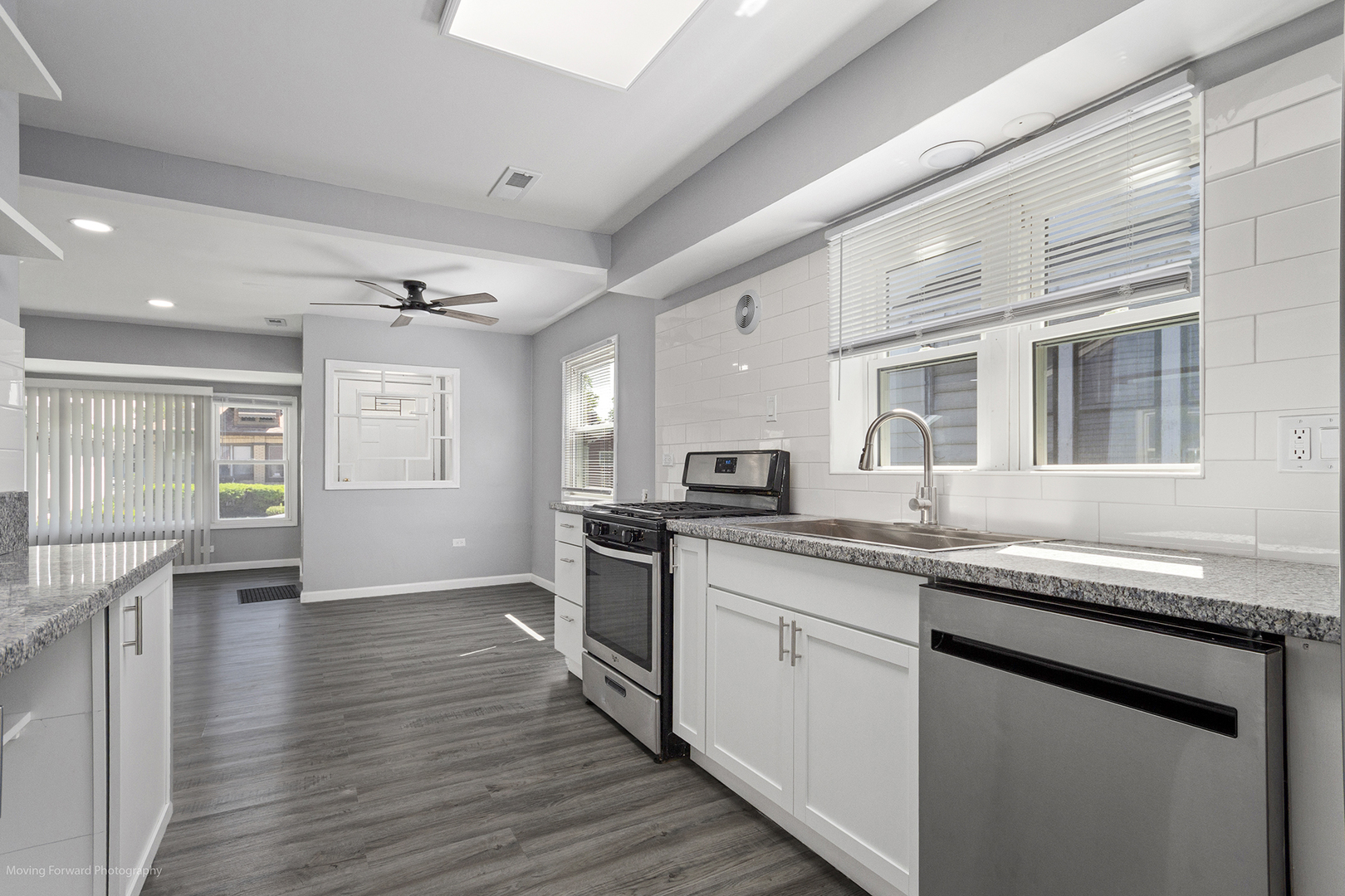 353 W 15th Place, Chicago Heights, IL 60411