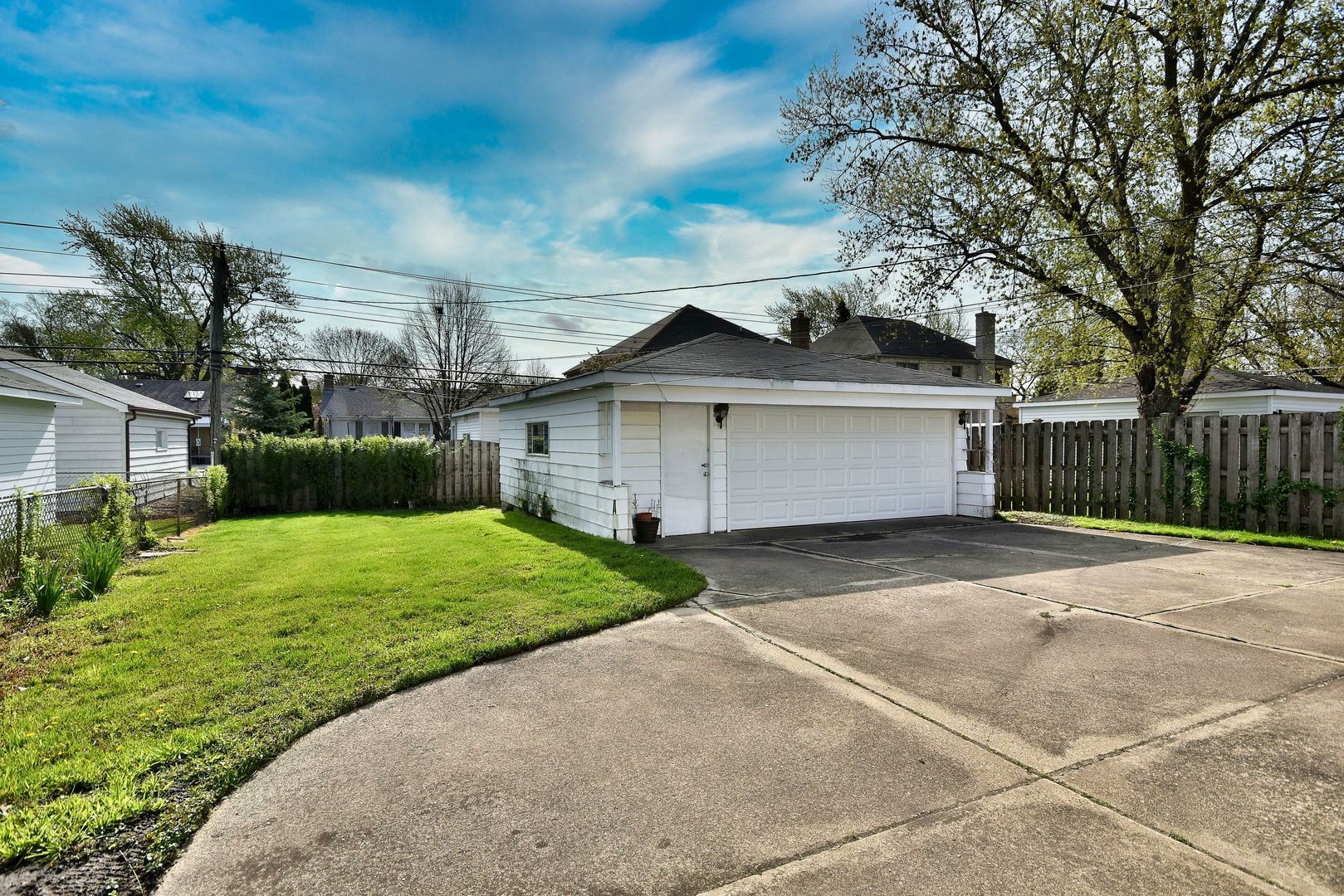 861 S Hawthorne Avenue, Elmhurst, IL 60126