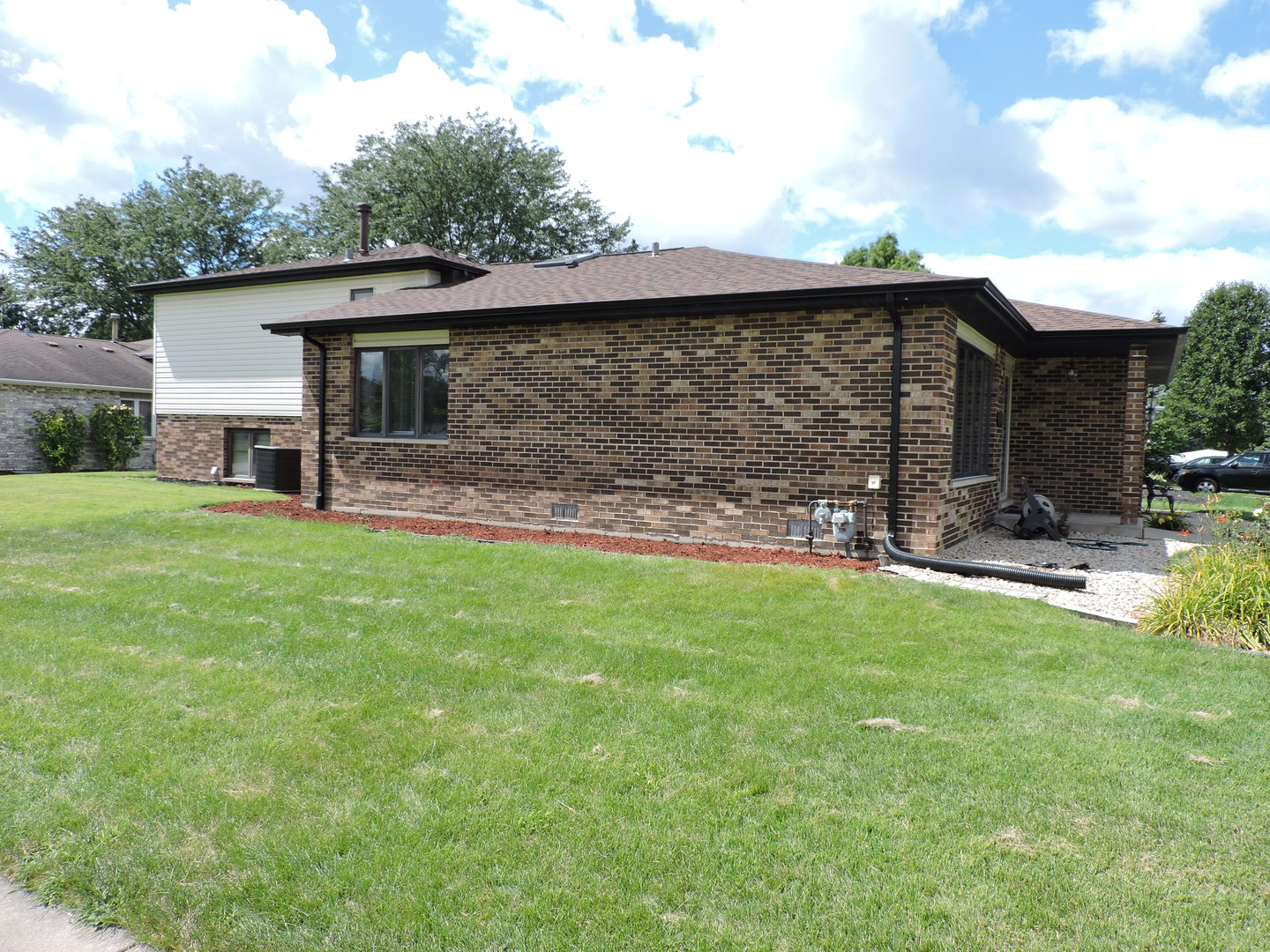 6931 Coachwood Trail, Tinley Park, IL 60477