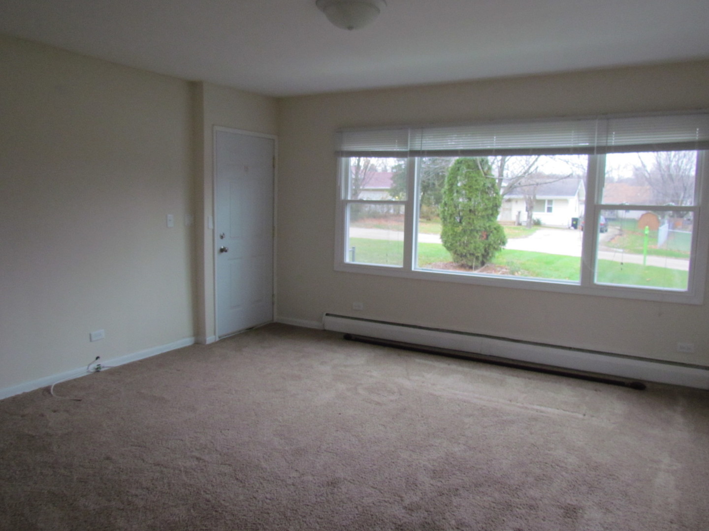 28W625 Lester Street, West Chicago, IL 60185