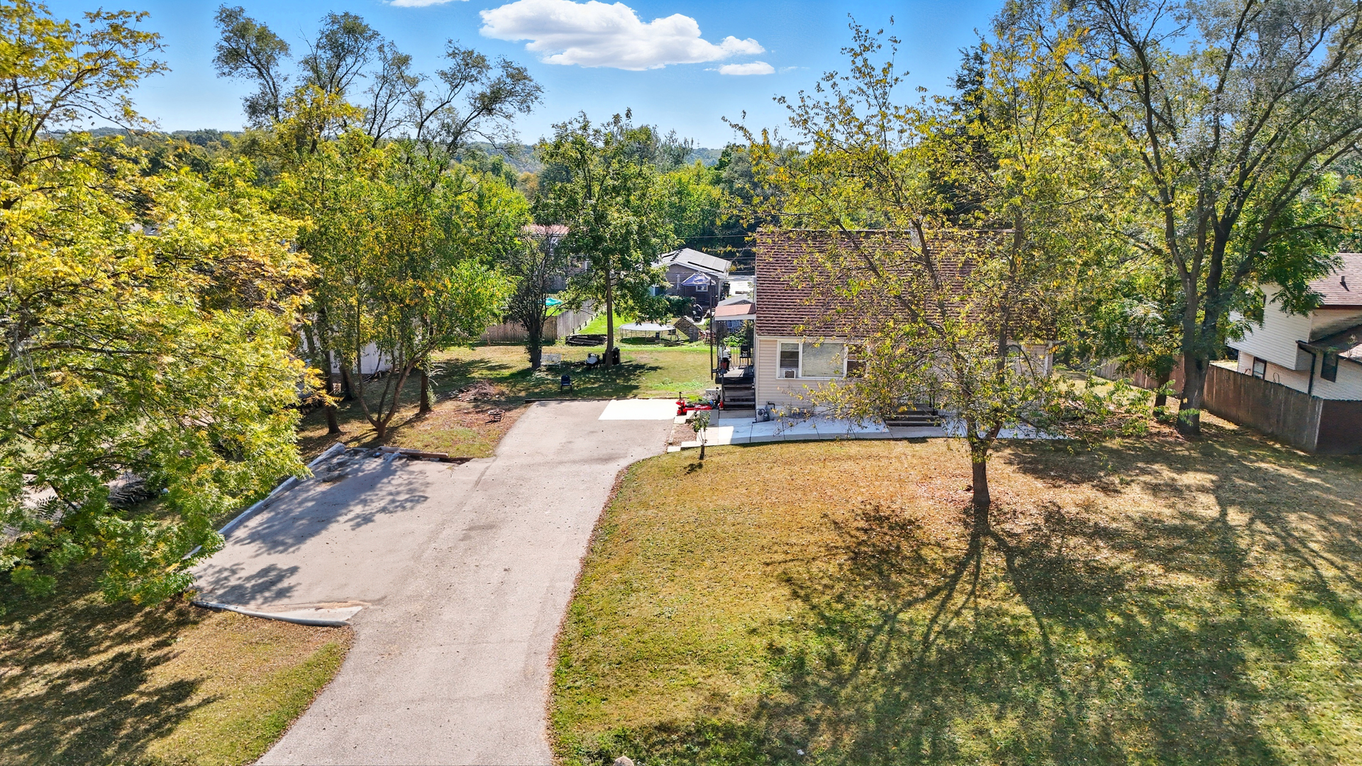 28W625 Lester Street, West Chicago, IL 60185