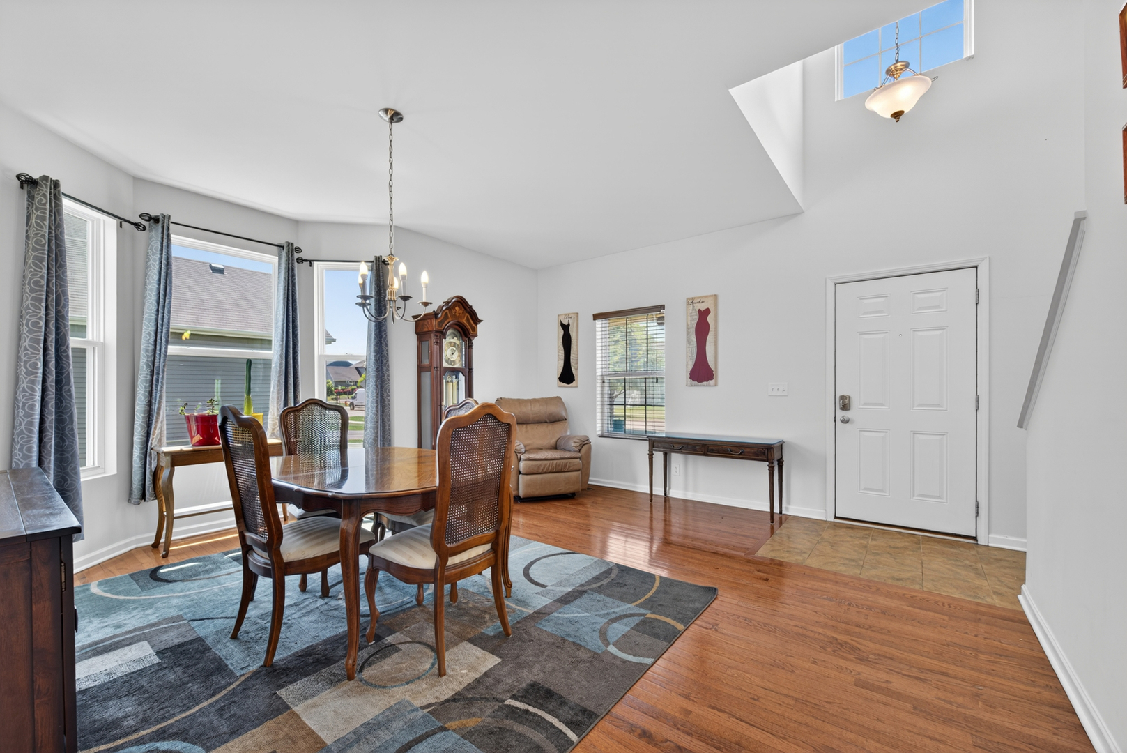 1541 Bristol Drive, Hampshire, IL 60140