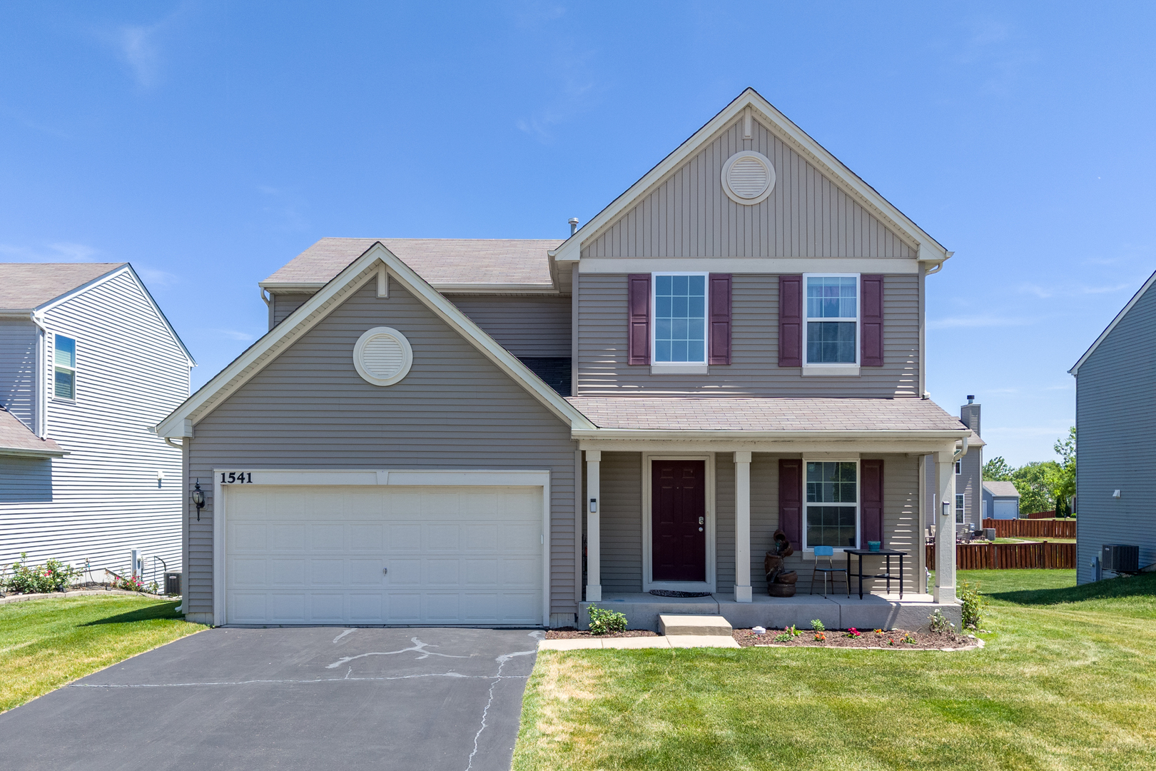 1541 Bristol Drive, Hampshire, IL 60140