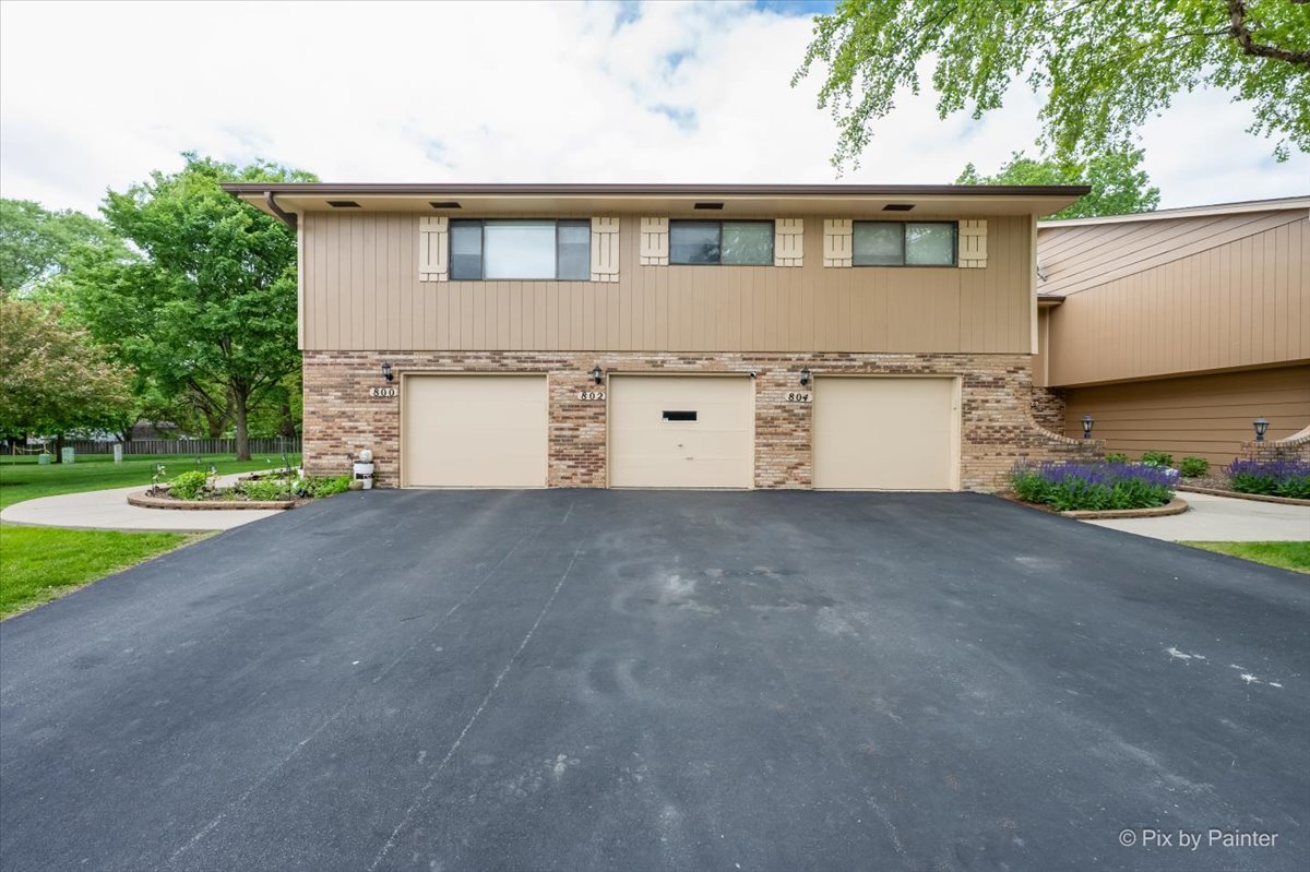 802 Dighton Lane, Schaumburg, IL 60173