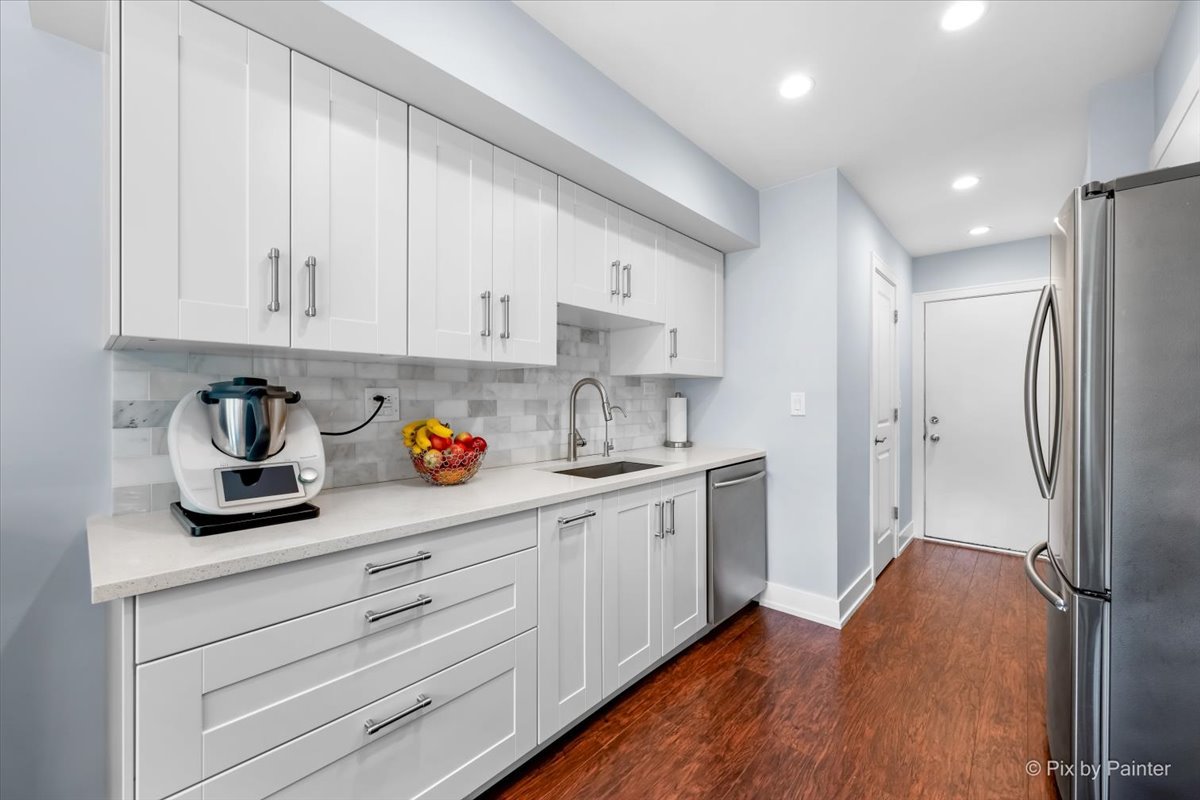 802 Dighton Lane, Schaumburg, IL 60173
