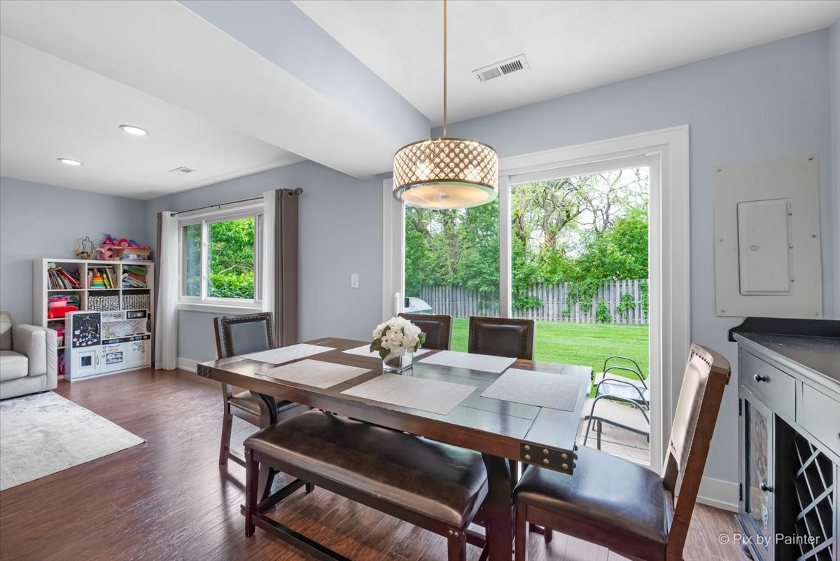 802 Dighton Lane, Schaumburg, IL 60173