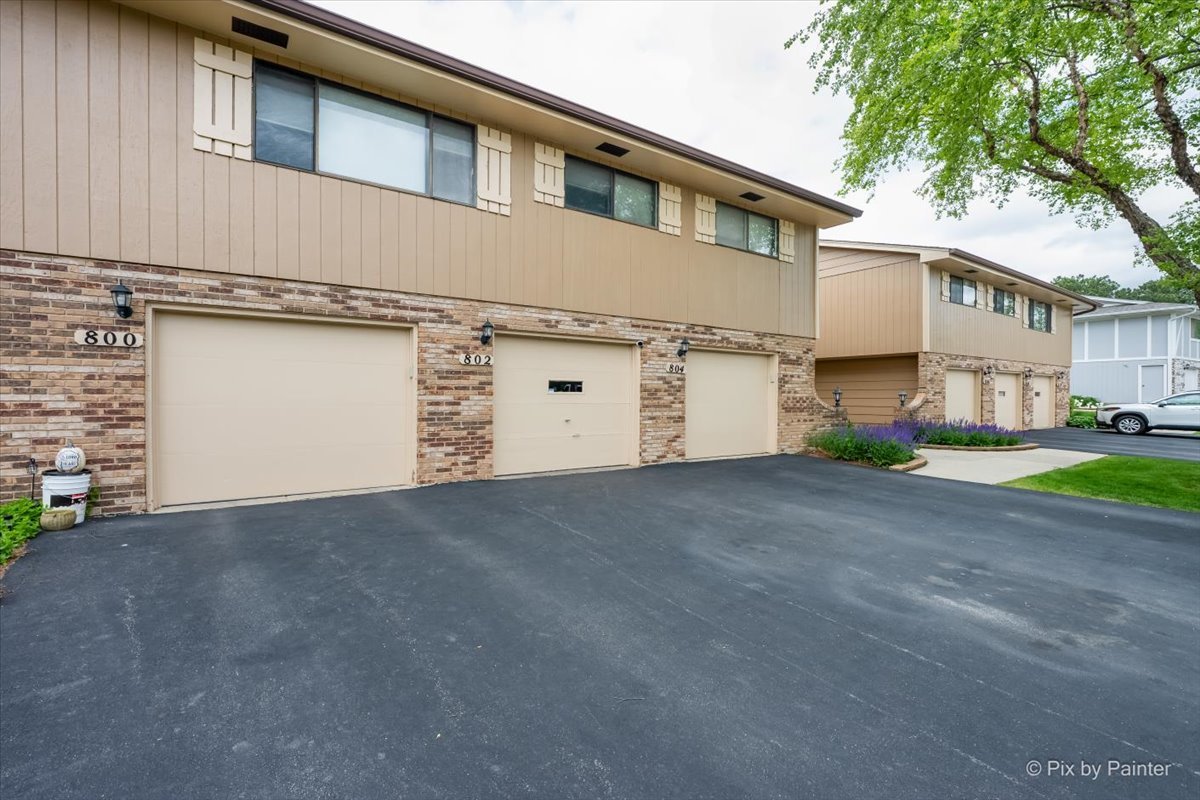 802 Dighton Lane, Schaumburg, IL 60173