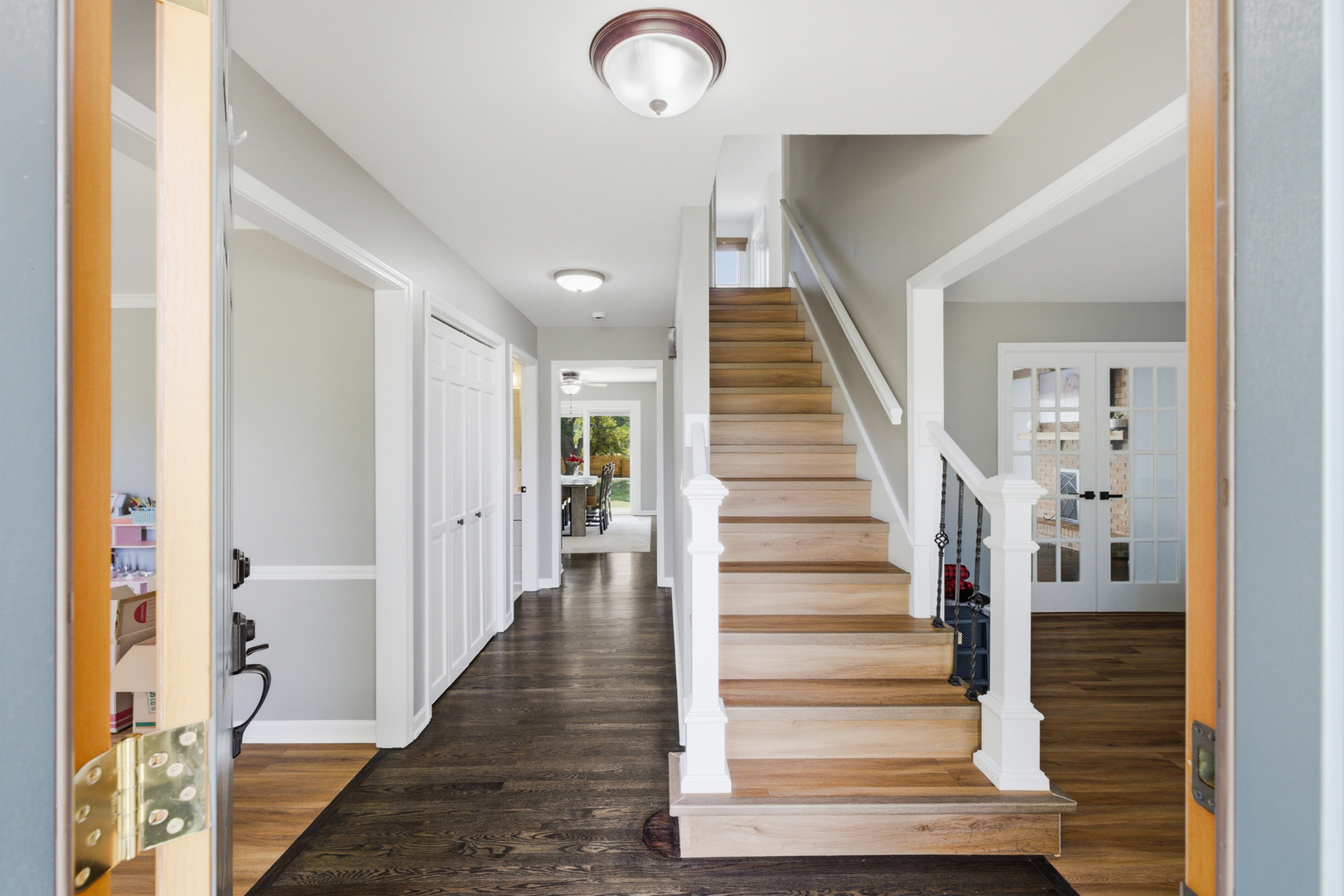 845 Crabtree Lane, Cary, IL 60013