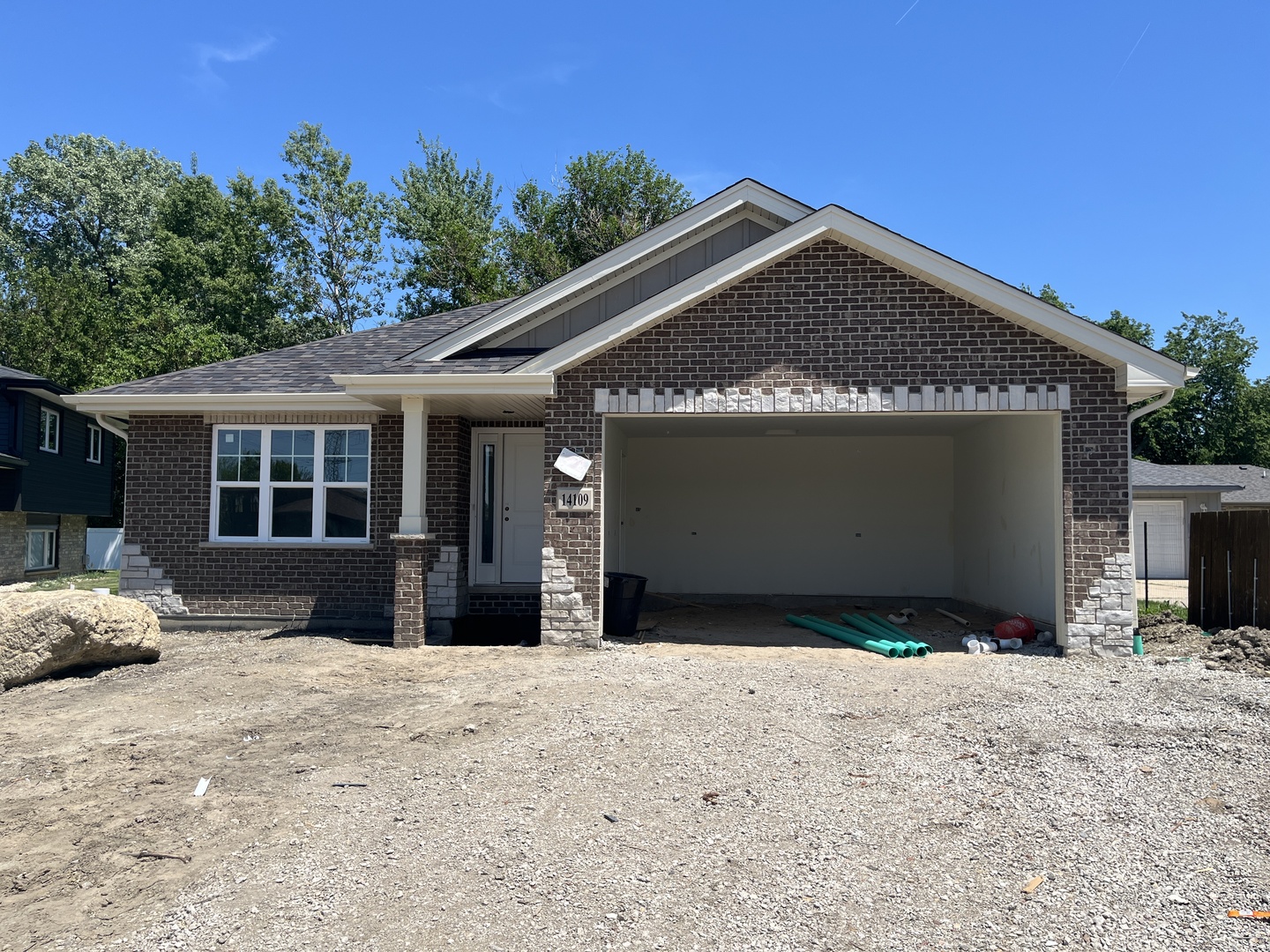14109 Kenneth Court, Crestwood, IL 60418