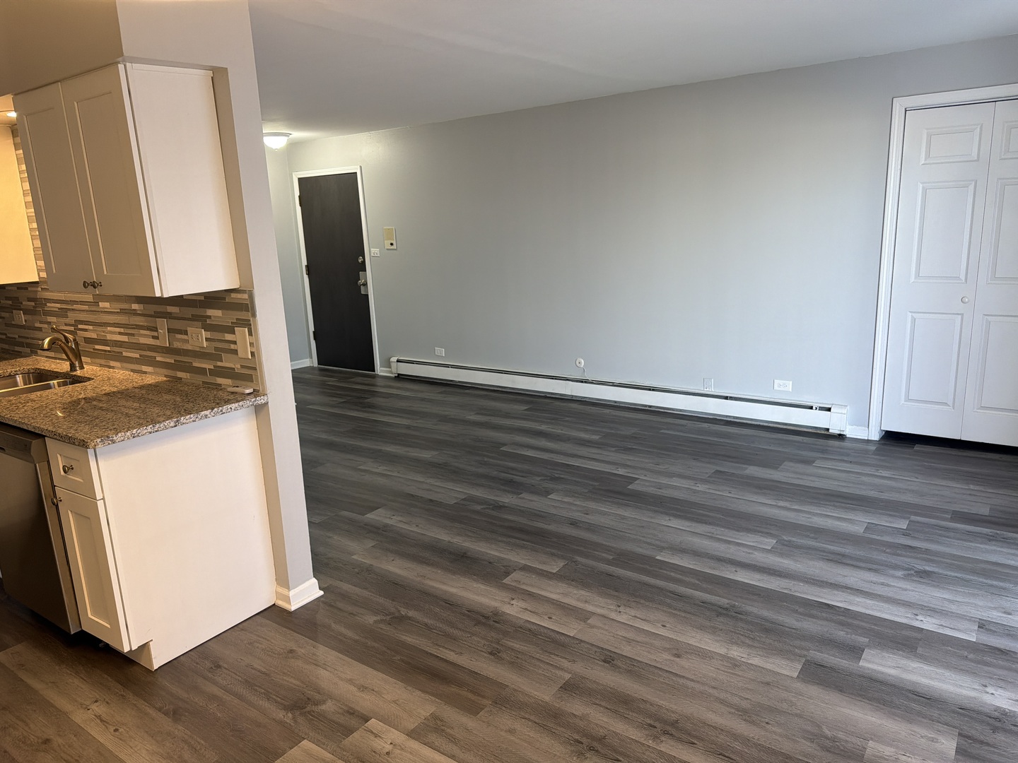 110 W 66th Street #3, Westmont, IL 60559